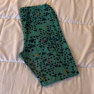 LuLaRoe Green and Black Patterned Leggings